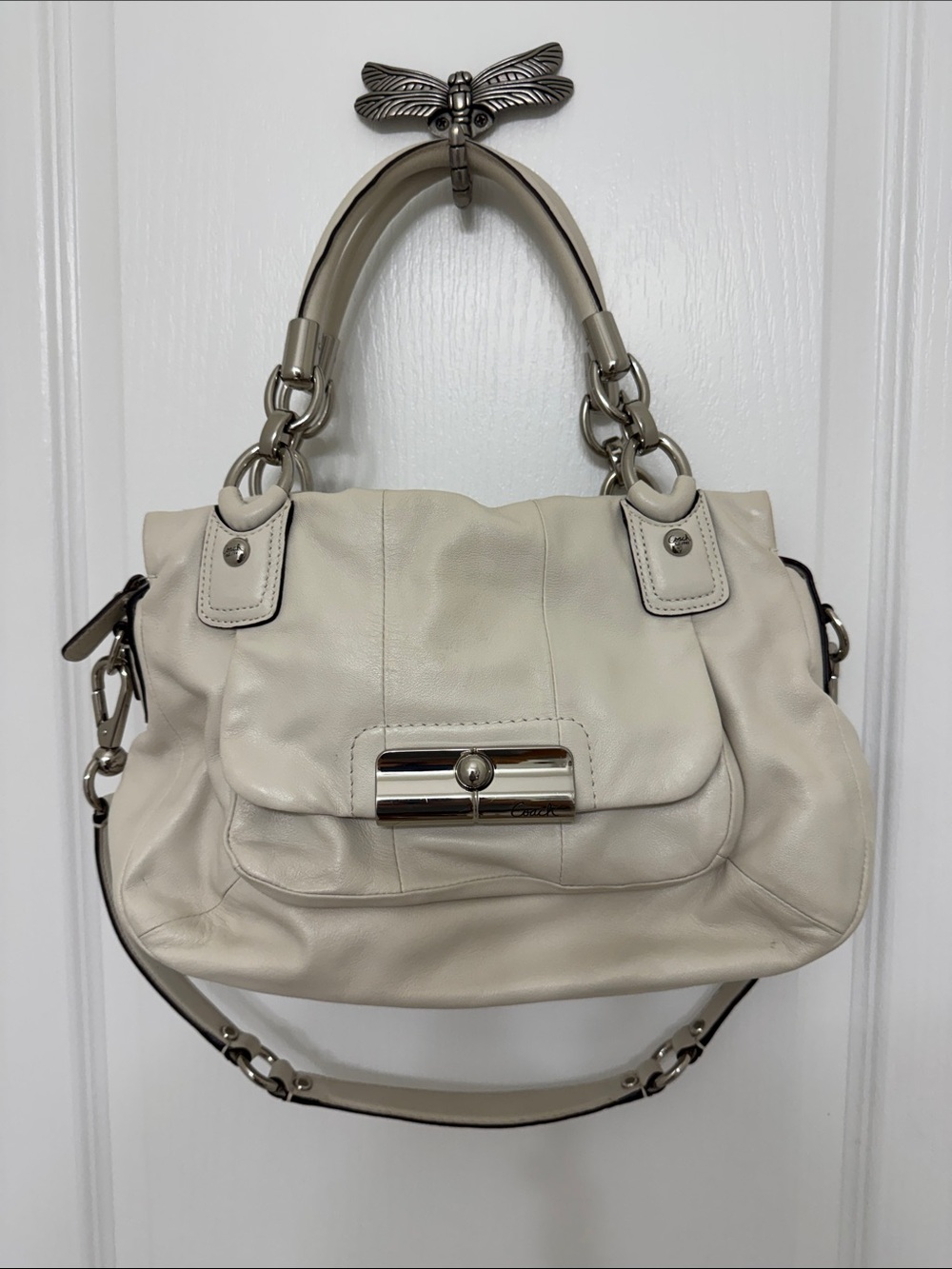 Cream Leather Shoulder Bag with Silver Hardware